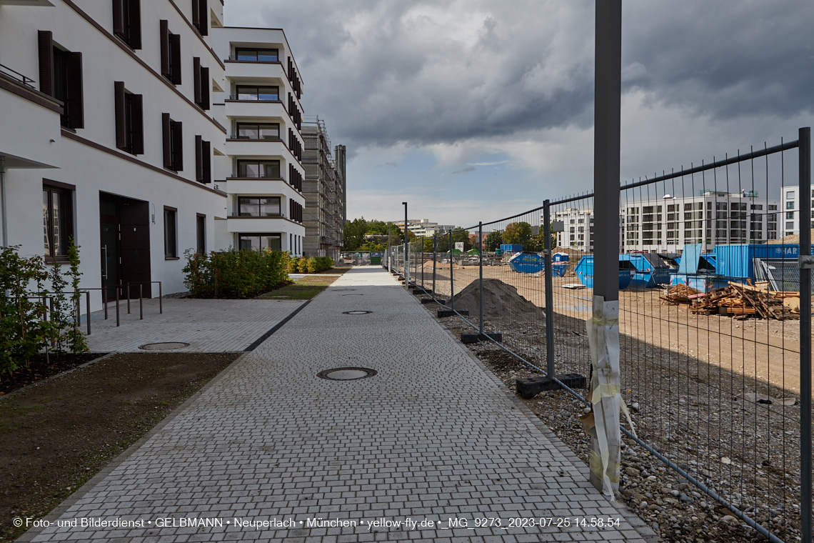 25.07.2023 - Rundgang im Alexisquartier in Neuperlach